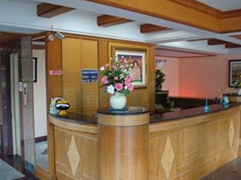 Tanaphat Hatyai Hotel Hat Yai Exterior foto